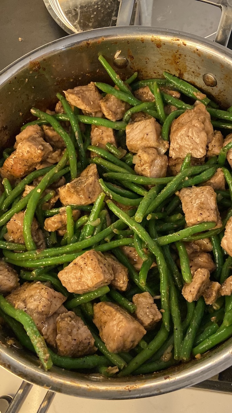 Black Pepper Tenderloin with Green Beans - Rachel Tritsch
