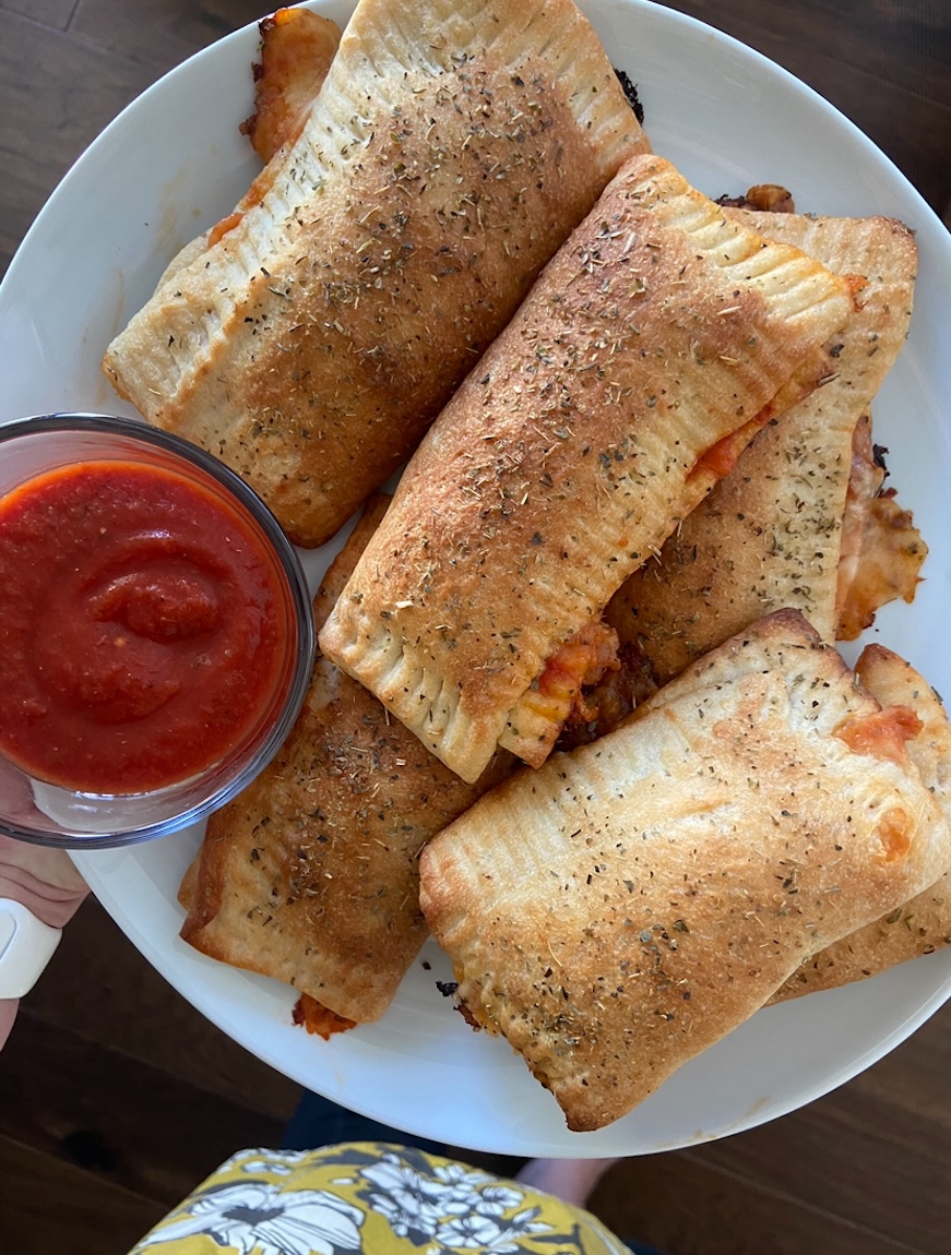 Homemade Pizza Pockets - Rachel Tritsch